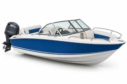 bateau à moteur