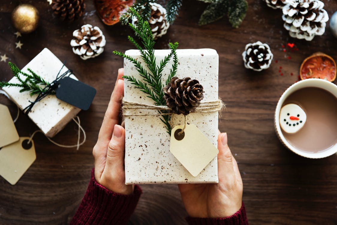 Cadeaux de Noël pour mon enfant : idées par âge et catégorie